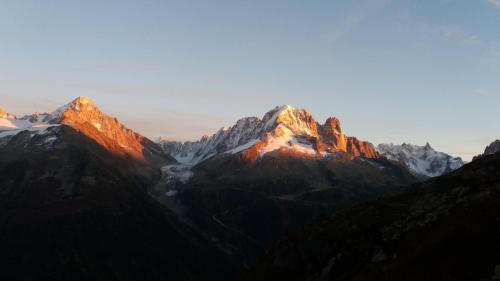 Coucher de soleil sur le bassin d'Argentière